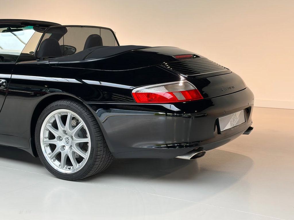 Porsche 996.2 Carrera