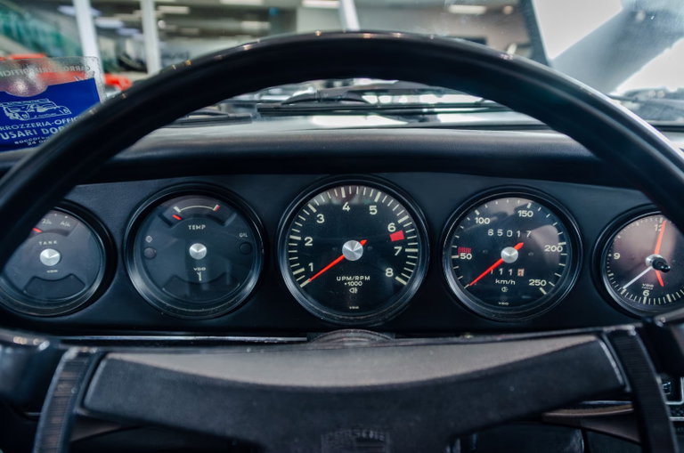 Porsche 911 T