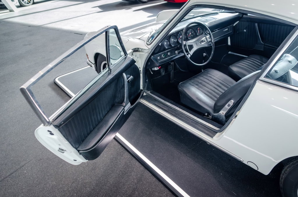 Porsche 911 T