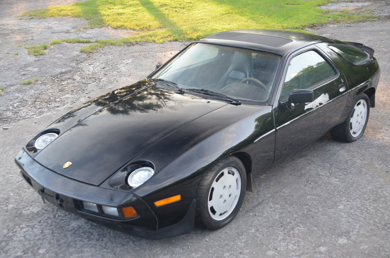 Porsche 928 S
