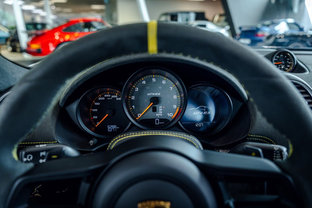 Porsche 718 Cayman GT4 RS