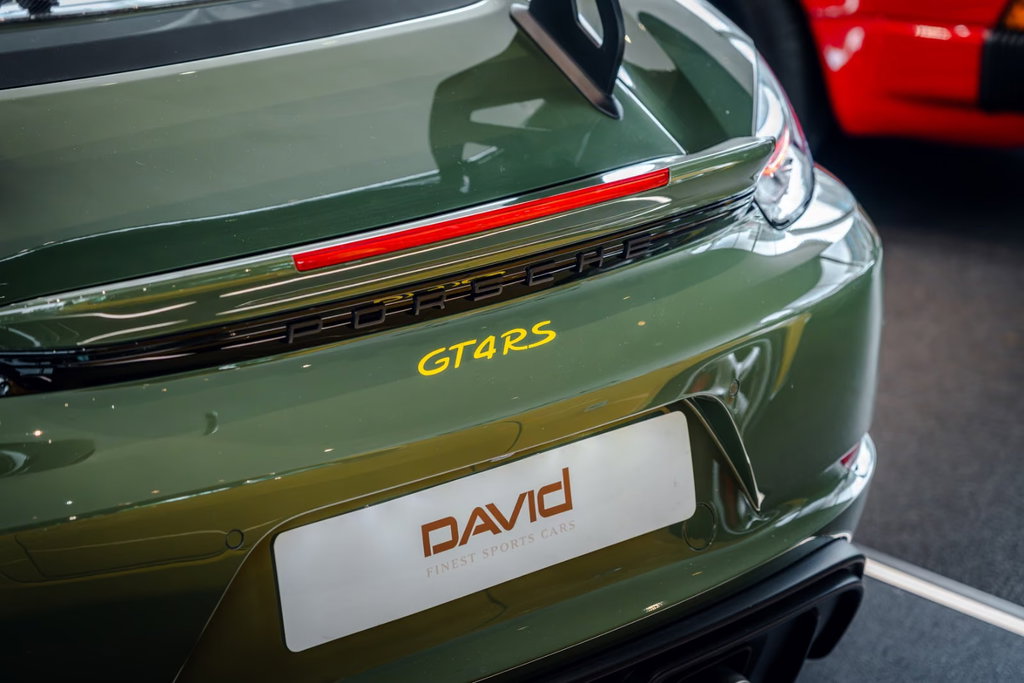 Porsche 718 Cayman GT4 RS