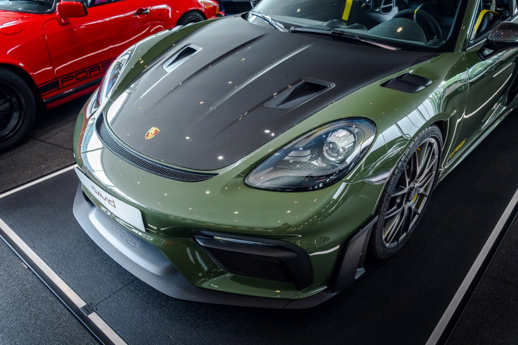 Porsche 718 Cayman GT4 RS