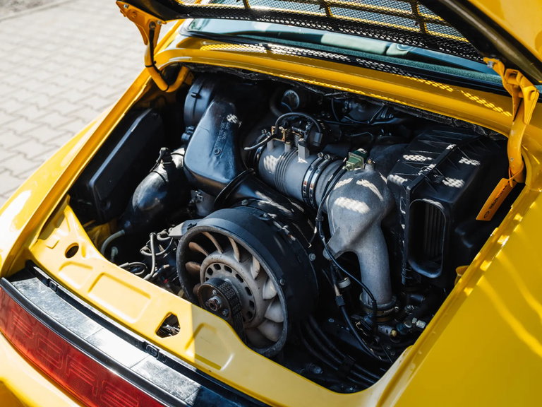 Porsche 964 Carrera RS 3.8