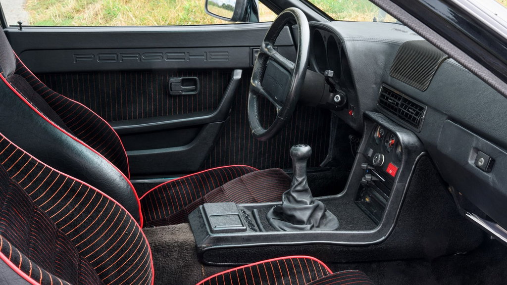 Porsche 924 Carrera GT