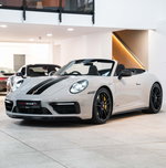 Porsche 992 Carrera 4 GTS