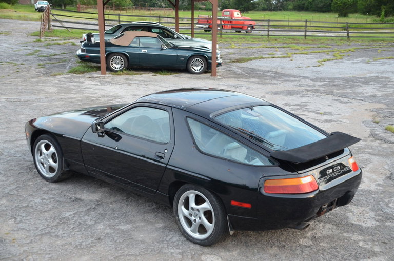 Porsche 928 S4