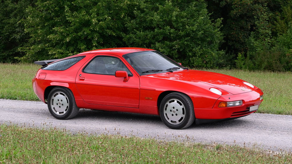 Porsche 928 S4