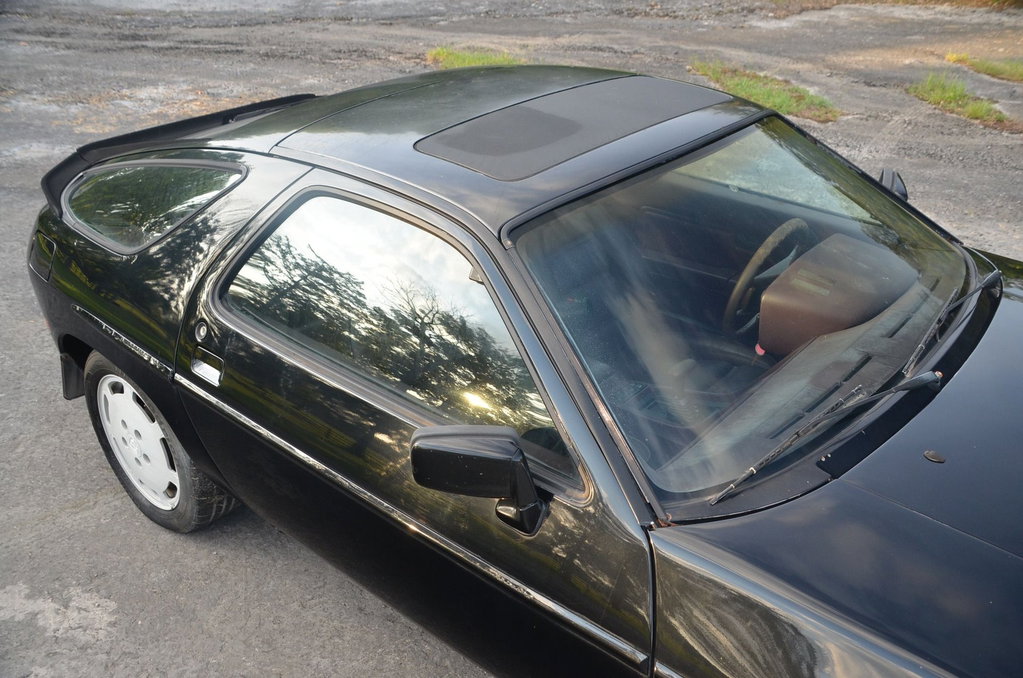 Porsche 928 S