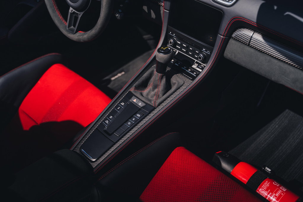 Porsche 718 Spyder RS