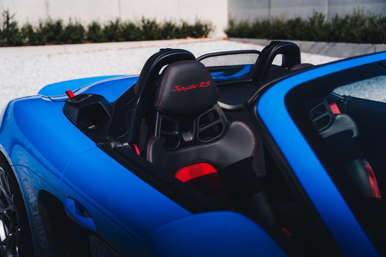 Porsche 718 Spyder RS