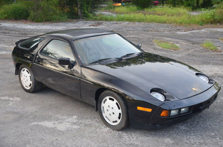 Porsche 928 S