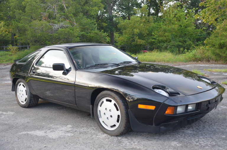 Porsche 928 S