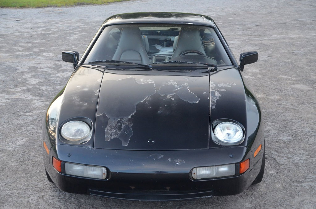 Porsche 928 S4