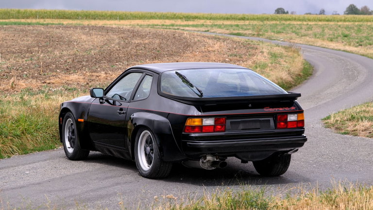 Porsche 924 Carrera GT