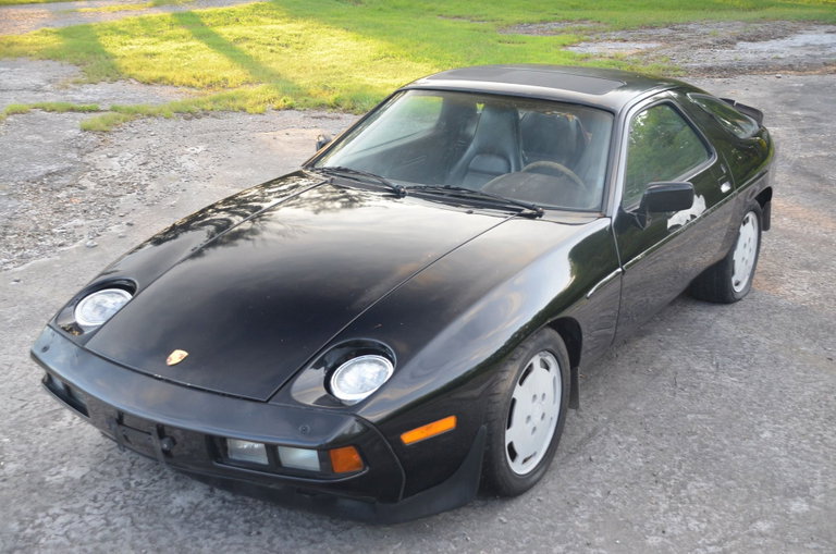 Porsche 928 S