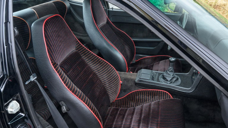 Porsche 924 Carrera GT