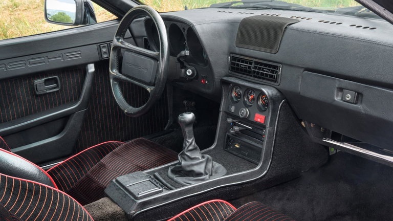 Porsche 924 Carrera GT