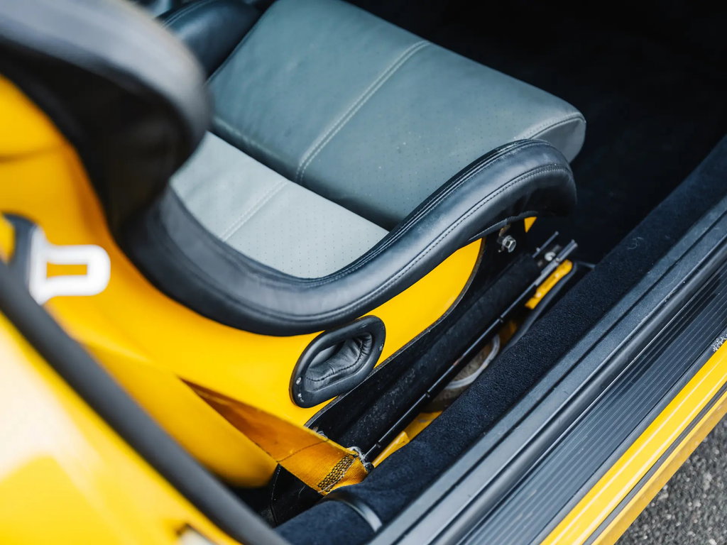 Porsche 964 Carrera RS 3.8