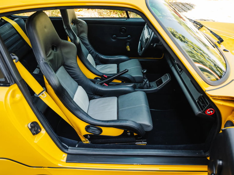 Porsche 964 Carrera RS 3.8