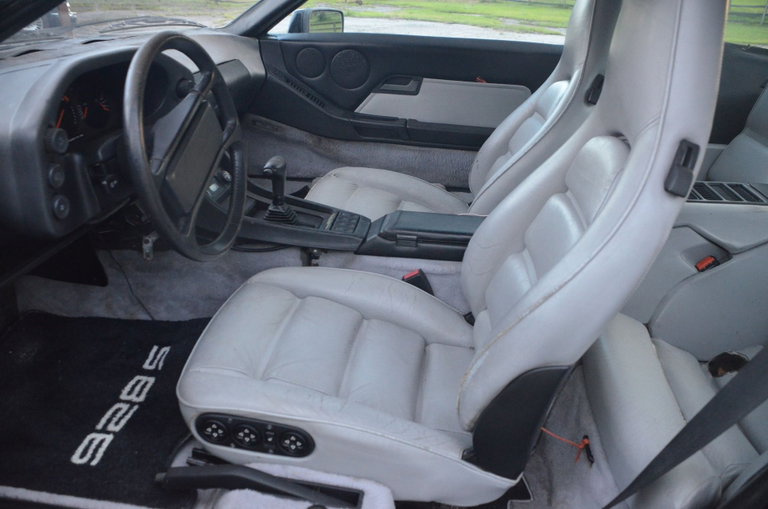 Porsche 928 S4