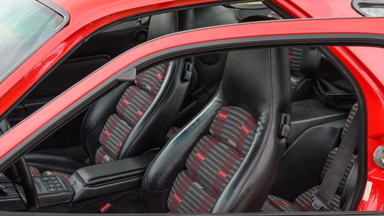 Porsche 928 S4