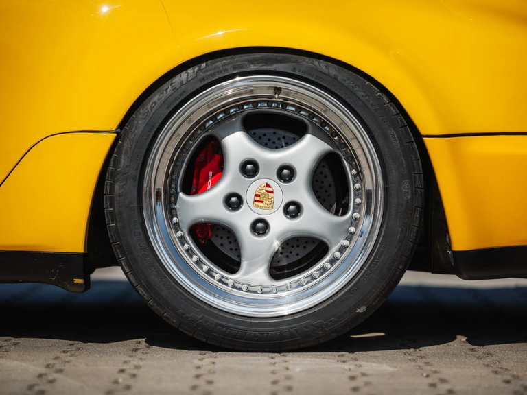 Porsche 964 Carrera RS 3.8