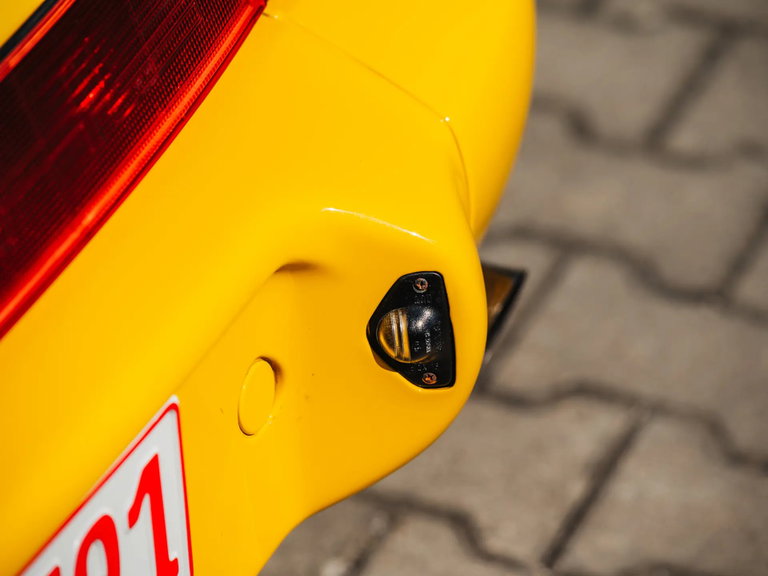 Porsche 964 Carrera RS 3.8