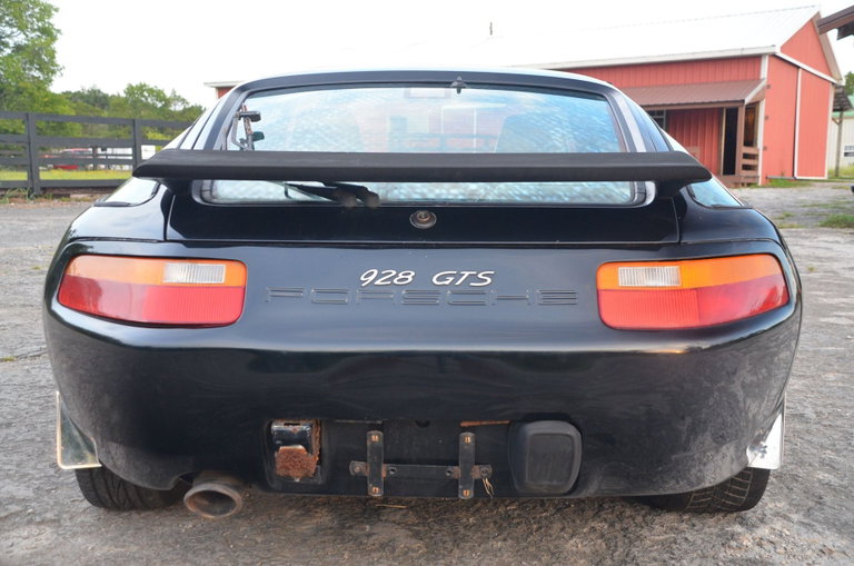Porsche 928 S4