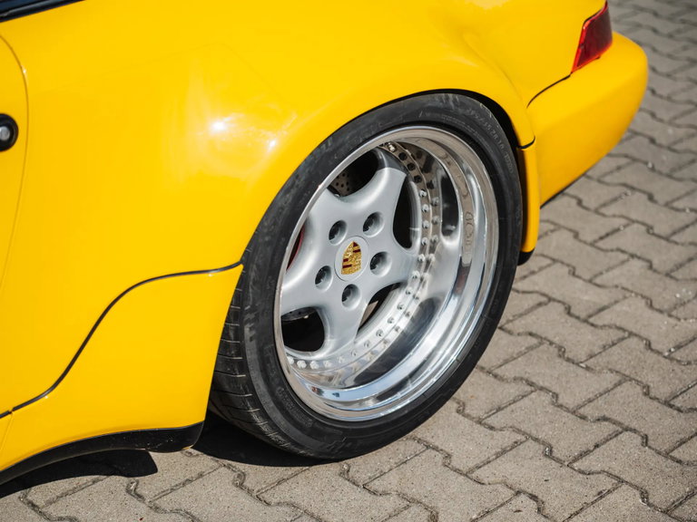 Porsche 964 Carrera RS 3.8