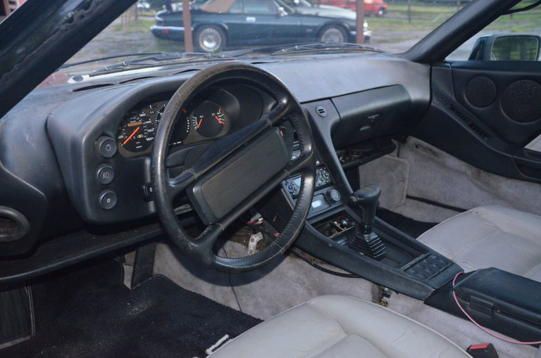 Porsche 928 S4