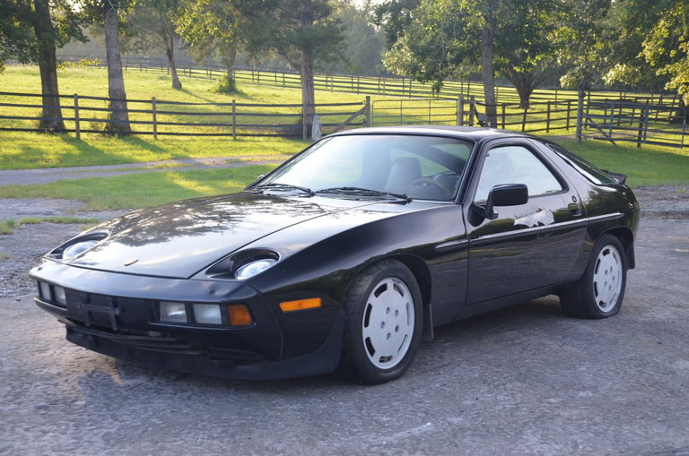 Porsche 928 S