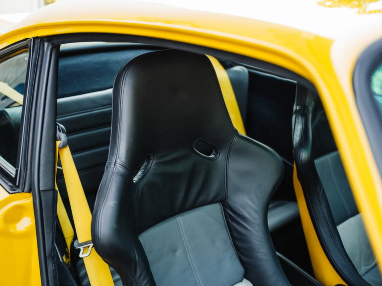 Porsche 964 Carrera RS 3.8
