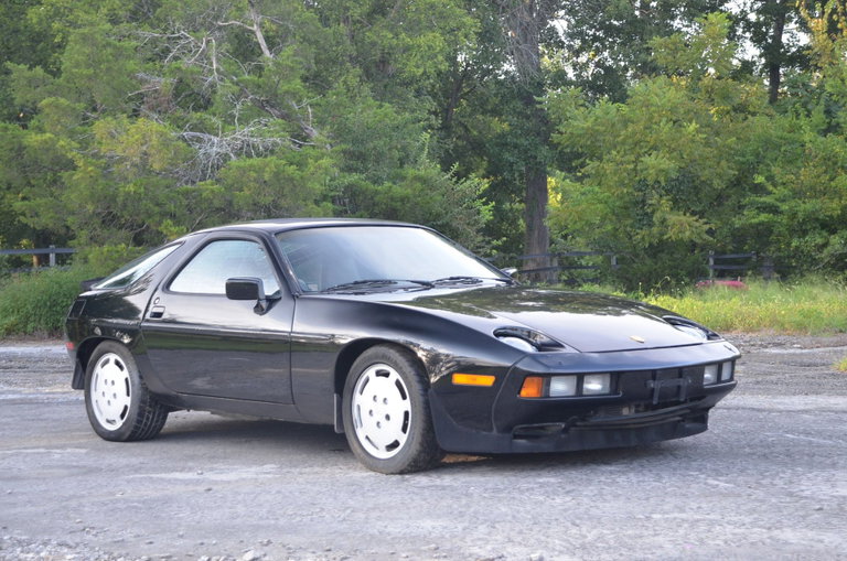Porsche 928 S