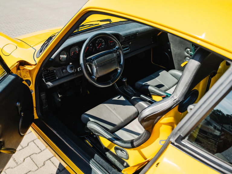 Porsche 964 Carrera RS 3.8