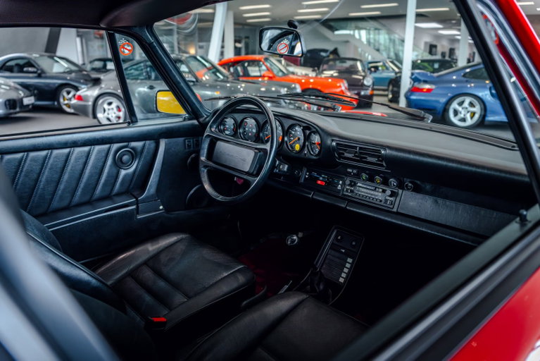Porsche 911 Carrera 3.2