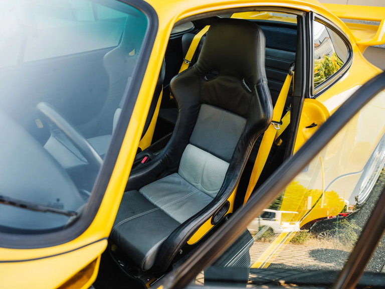 Porsche 964 Carrera RS 3.8