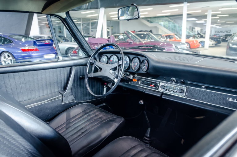Porsche 911 T