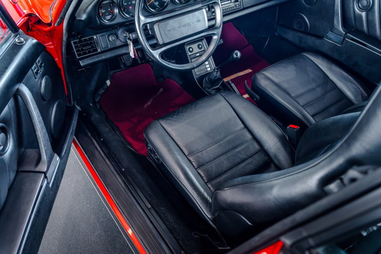 Porsche 911 Carrera 3.2