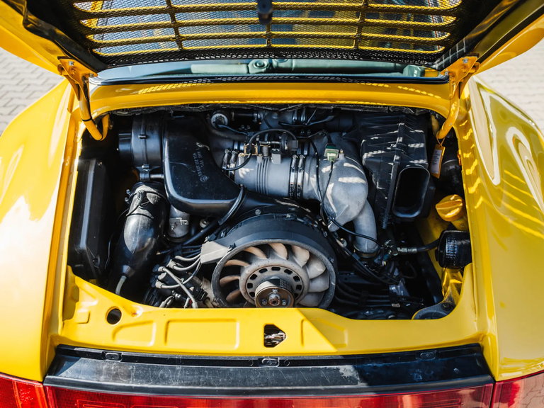 Porsche 964 Carrera RS 3.8