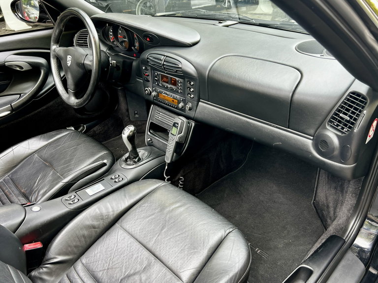 Porsche 996 Carrera