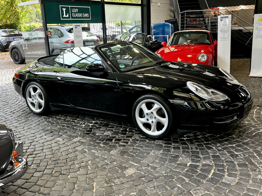 Porsche 996 Carrera
