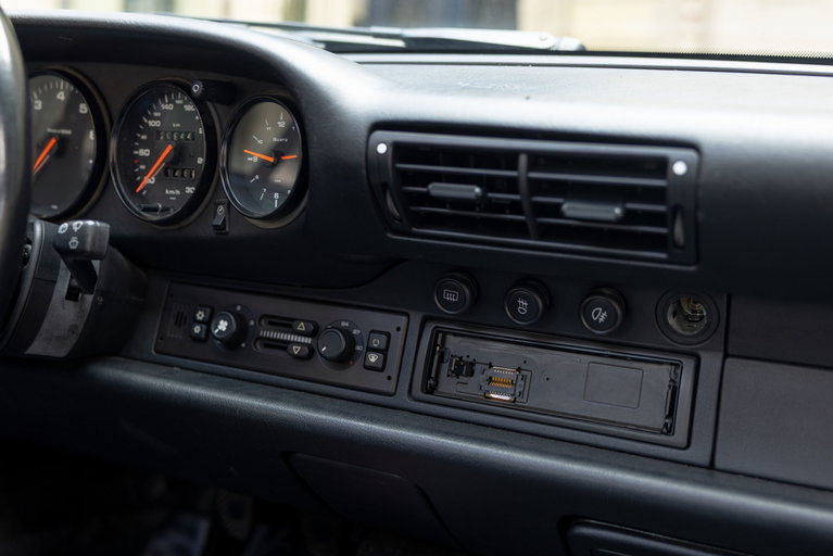 Porsche 993 Carrera 3.8