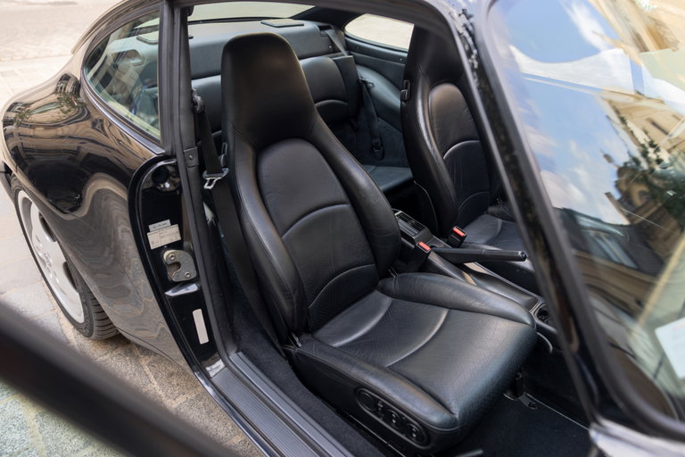 Porsche 993 Carrera 3.8