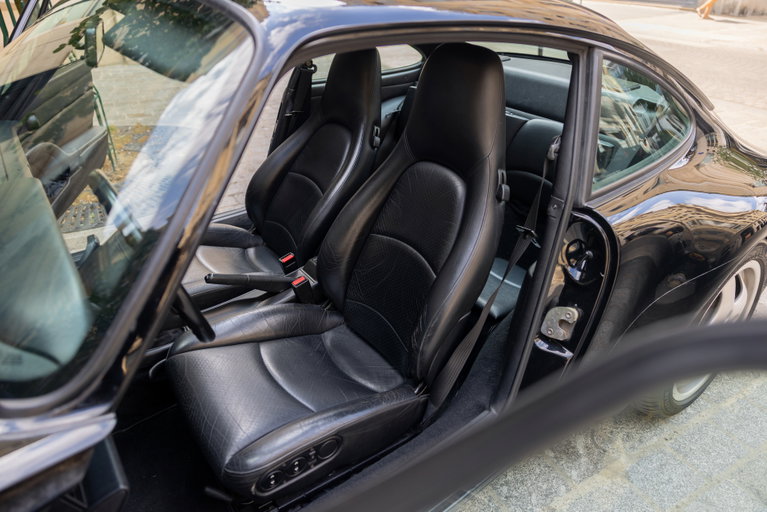 Porsche 993 Carrera 3.8