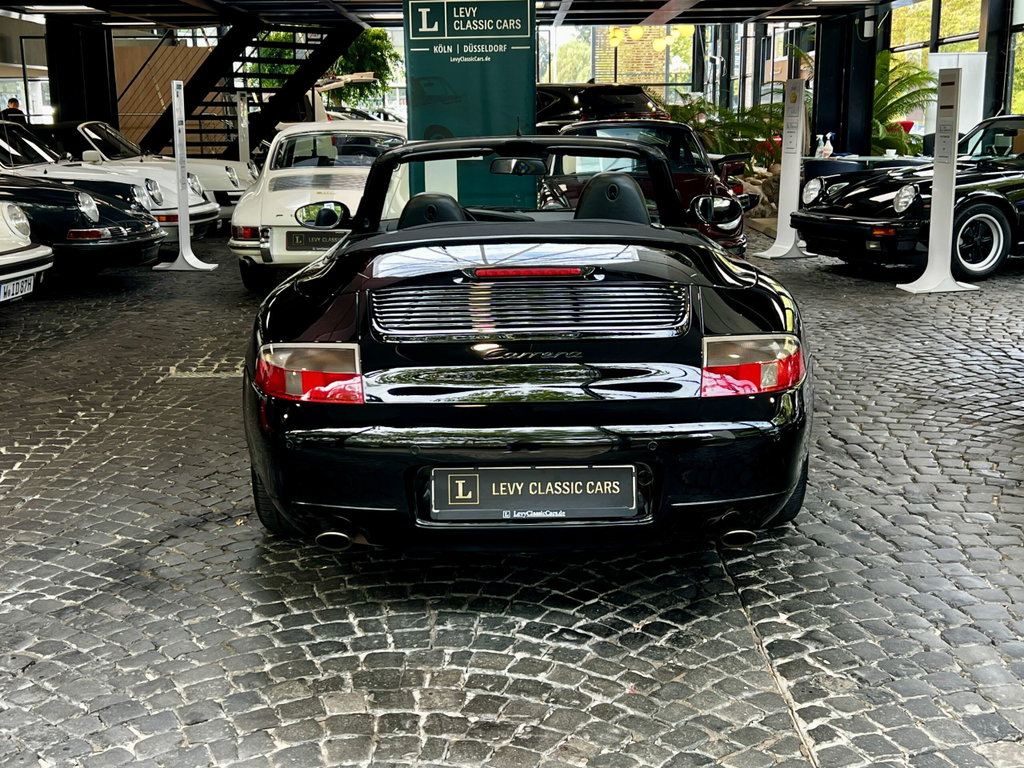 Porsche 996 Carrera