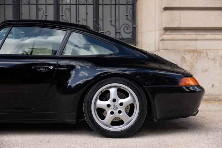 Porsche 993 Carrera 3.8