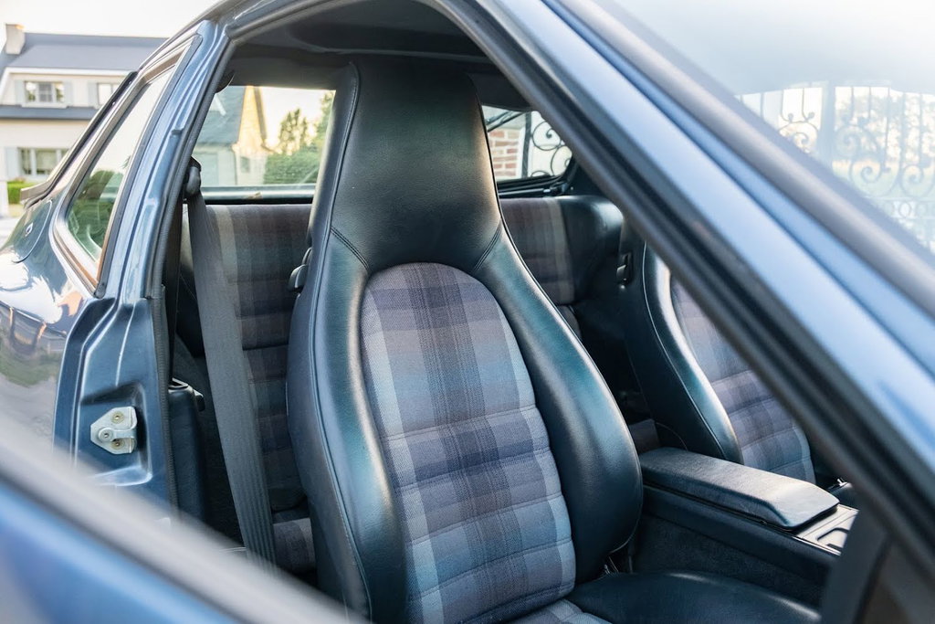 Porsche 944 Coupé