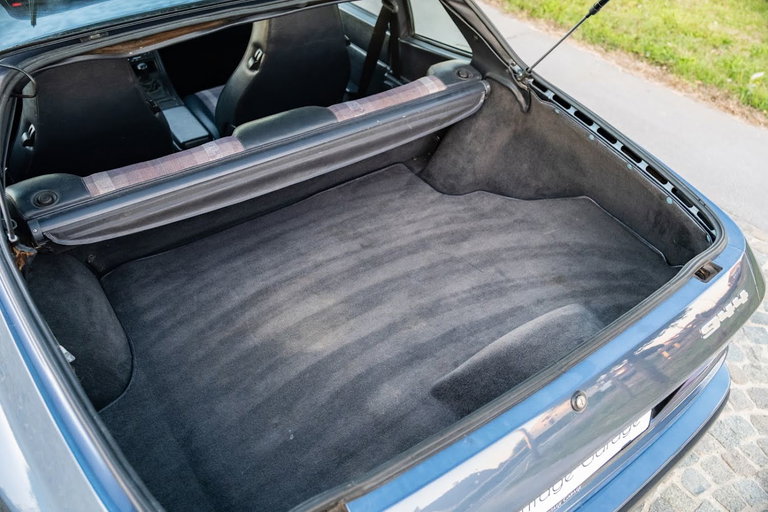 Porsche 944 Coupé