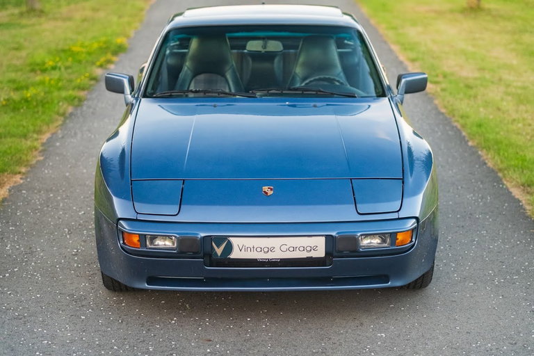 Porsche 944 Coupé